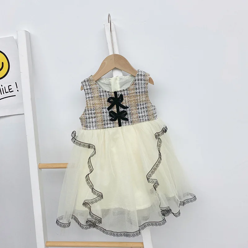 Kids Baby Girl Winter Vest Dresses Lace Cape Nice Temperament Princess Vest Dress Outfits Kids Party Clothes
Kids Baby Girl Winter Vest Dresses Lace Cape Nice Temperament Princess Vest Dress Outfits Kids Party Clothes