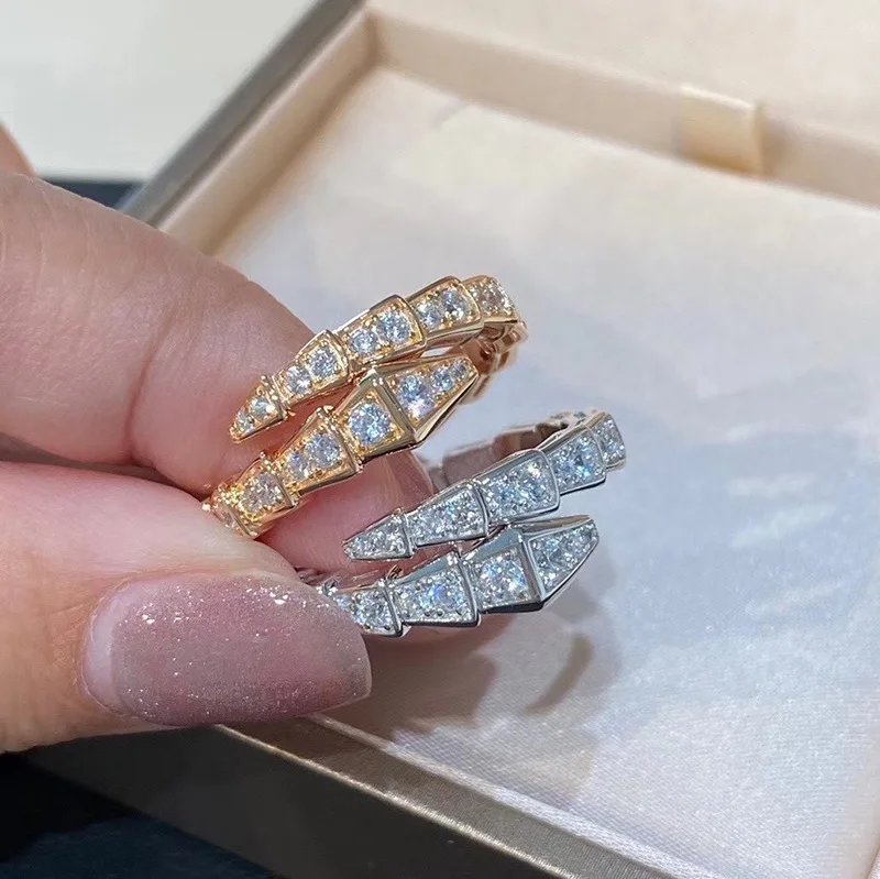 Snake ring men and women snake-shaped opening ring trendy fashion light luxury ins wind jewelry for girlfriend gifts
Snake ring men and women snake-shaped opening ring trendy fashion light luxury ins wind jewelry for girlfriend gifts