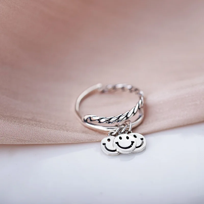 YAOLOGE 925 Sterling Silver Creative Tassel Smiling Face Rings for Women Couple Trendy Charms Wedding Jewelry Gifts
YAOLOGE 925 Sterling Silver Creative Tassel Smiling Face Rings for Women Couple Trendy Charms Wedding Jewelry Gifts