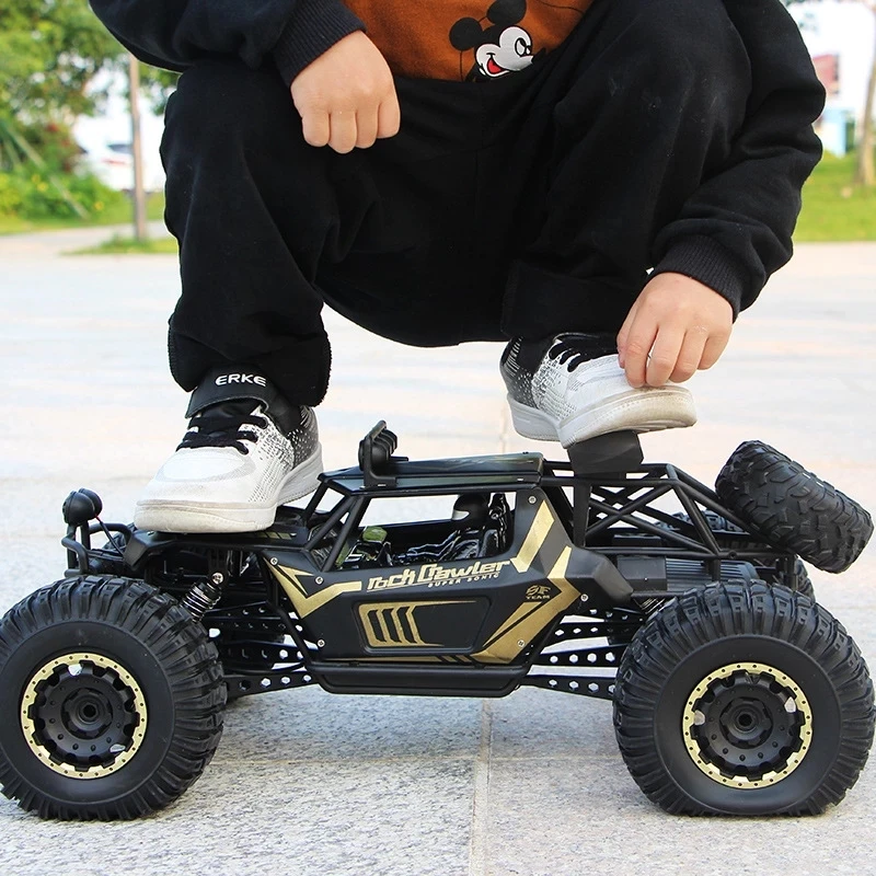 1:8 4WD RC Car Updated Version L50cm Vacuum Large Tire 2.4G Radio Control RC Car Toys Aluminum Alloy Car Body Strong Power Motor
1:8 4WD RC Car Updated Version L50cm Vacuum Large Tire 2.4G Radio Control RC Car Toys Aluminum Alloy Car Body Strong Power Motor