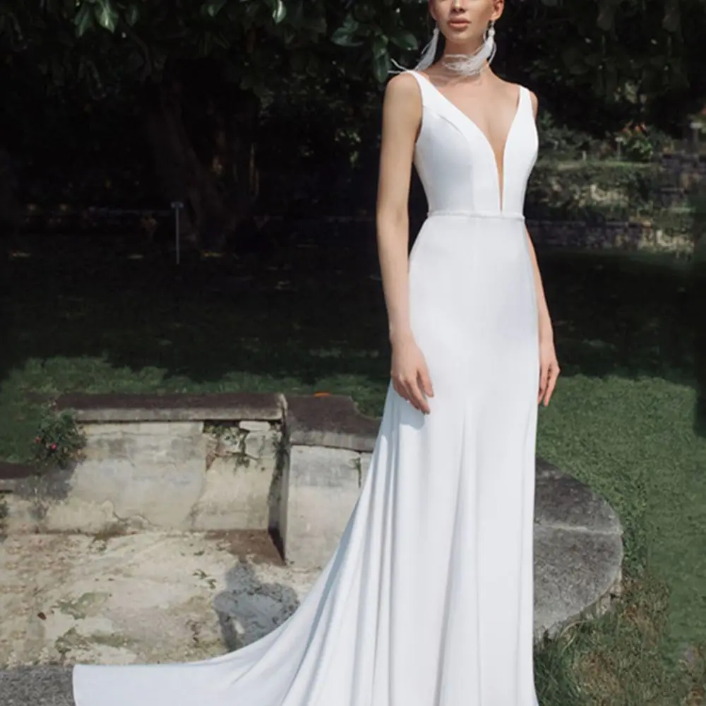Sexy Deep V-Neck Mermaid Wedding Dresses Summer Backless Sleeves Satin Bride Gown Long Sweep Train Simple Design Holy For Women
Sexy Deep V-Neck Mermaid Wedding Dresses Summer Backless Sleeves Satin Bride Gown Long Sweep Train Simple Design Holy For Women