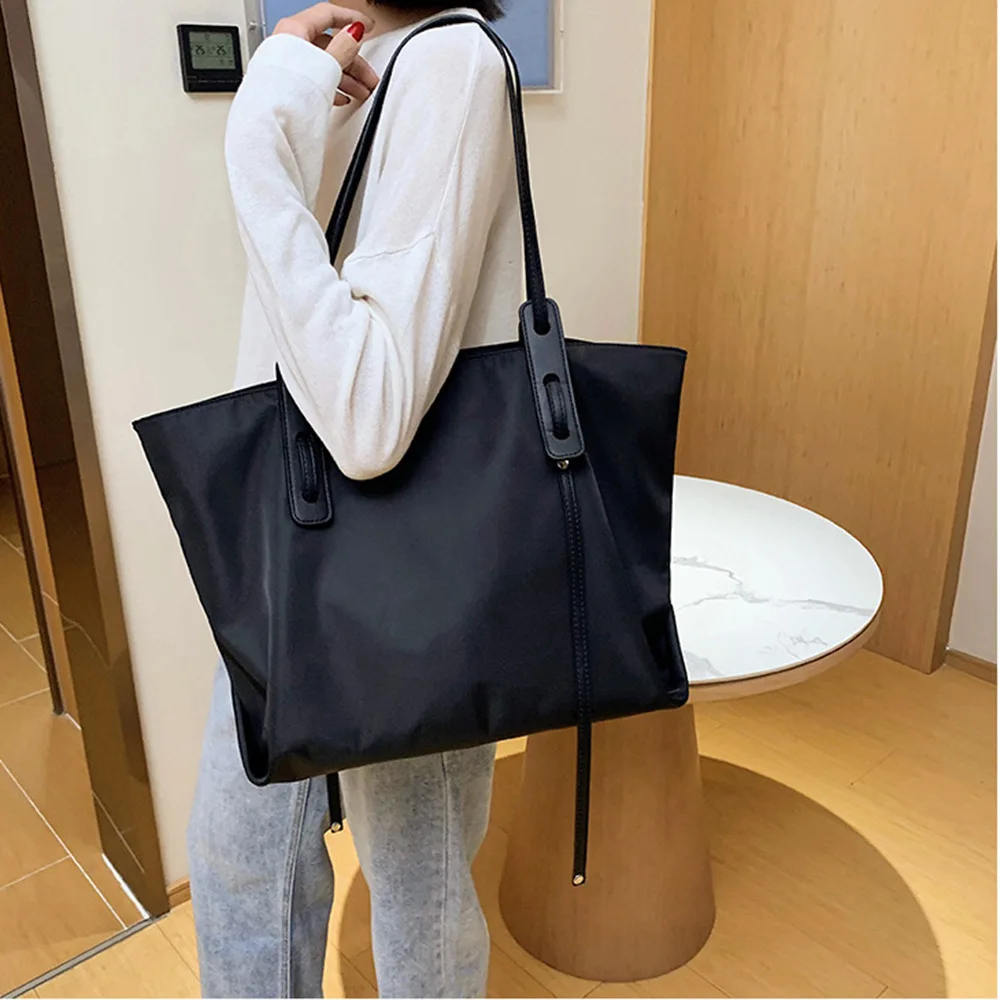 Women's Bag New 2021 Women's Shoulder Bag Trendy Oxford Cloth Tote Casual Large Capacity Shoulder Bag
Women's Bag New 2021 Women's Shoulder Bag Trendy Oxford Cloth Tote Casual Large Capacity Shoulder Bag