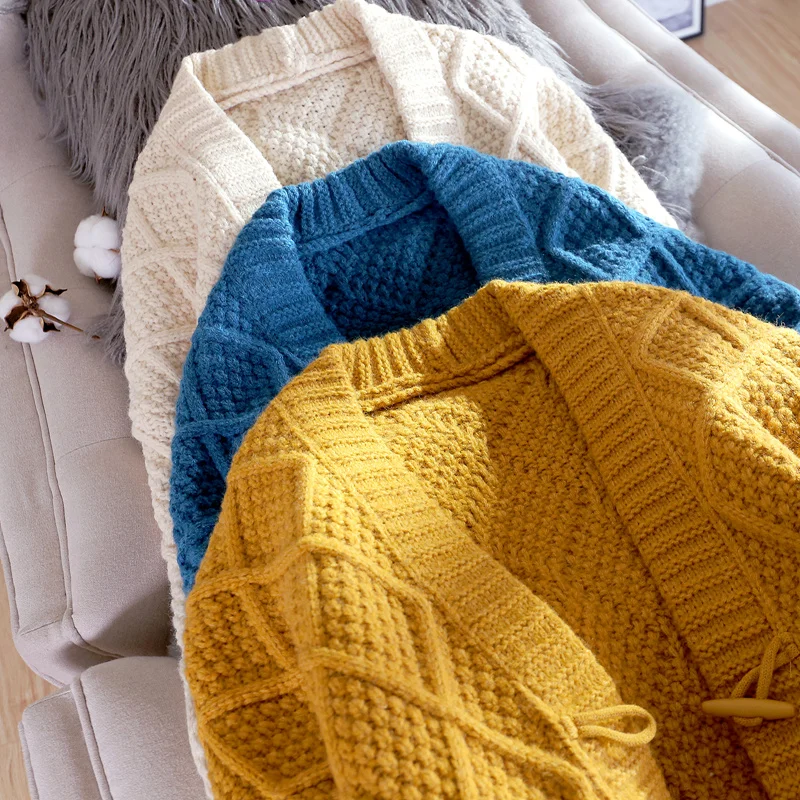 Fdfklak Loose Women's Sweaters Autumn Winter Fashionable Casual Plaid V-Neck Cardigans Single Breasted Thicken Pull Femme
Fdfklak Loose Women's Sweaters Autumn Winter Fashionable Casual Plaid V-Neck Cardigans Single Breasted Thicken Pull Femme