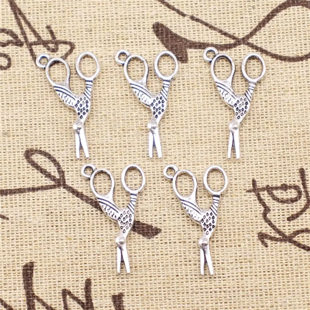 Craft For Jewelry Findings Components 10pcs 25x13mm Antique Silver Color Hebei Scissors Scissors Barber Scissors Charms
Craft For Jewelry Findings Components 10pcs 25x13mm Antique Silver Color Hebei Scissors Scissors Barber Scissors Charms