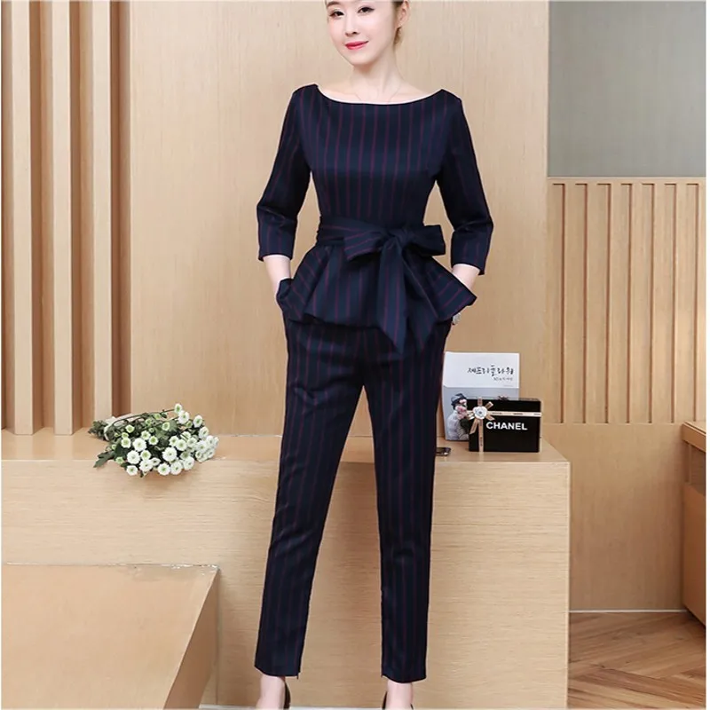 2020 autumn Women Two Piece Sets three quarter sleeve O-neck stripe blouse tops+pants 2 Piece suits
2020 autumn Women Two Piece Sets three quarter sleeve O-neck stripe blouse tops+pants 2 Piece suits