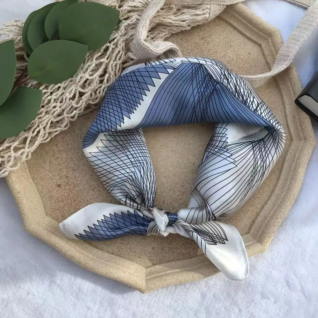 Luxury Scarves Headscarf 100% Real Silk Scarf Women Neckerchief Female Hairband Square Pashmina Hijab Foulard Bandana Headband
Luxury Scarves Headscarf 100% Real Silk Scarf Women Neckerchief Female Hairband Square Pashmina Hijab Foulard Bandana Headband