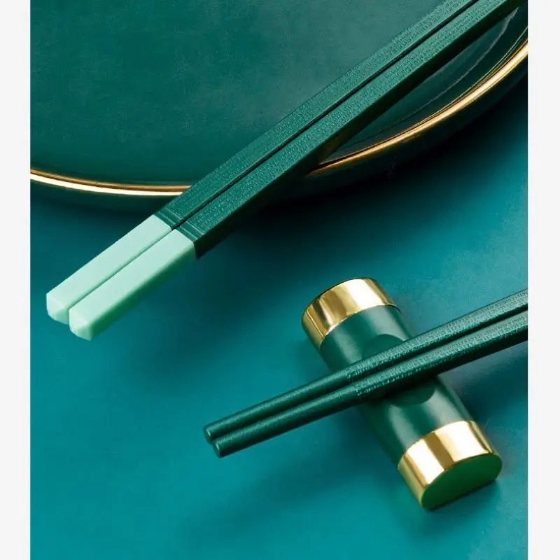 Japanese-Style New Reusable High-Temperature Resistant Anti-Skid Alloy Chopsticks Household Tableware Daily Necessities
Japanese-Style New Reusable High-Temperature Resistant Anti-Skid Alloy Chopsticks Household Tableware Daily Necessities