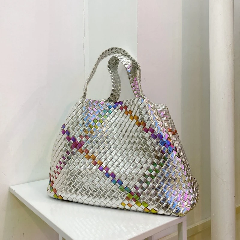 2021 Designer Luxury Soft Plaid Purse And Handbag Retro Color Woven Large Capacity Tote Bag For Women Top Quality Shoulder Bag
2021 Designer Luxury Soft Plaid Purse And Handbag Retro Color Woven Large Capacity Tote Bag For Women Top Quality Shoulder Bag