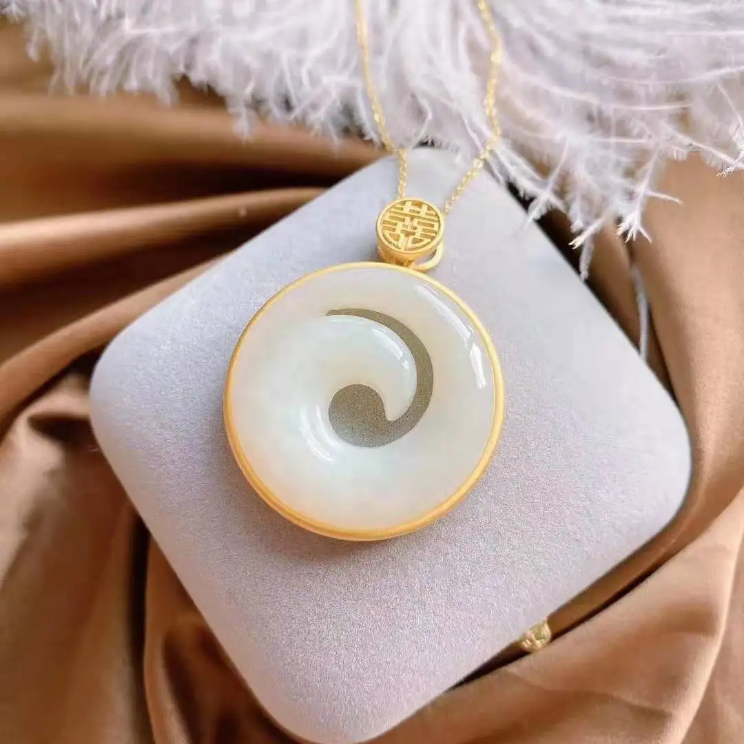 HML& silver inlaid natural Hetian white jade Round Pendant Necklace with unique ancient gold light luxury charm women's jewelry
HML& silver inlaid natural Hetian white jade Round Pendant Necklace with unique ancient gold light luxury charm women's jewelry