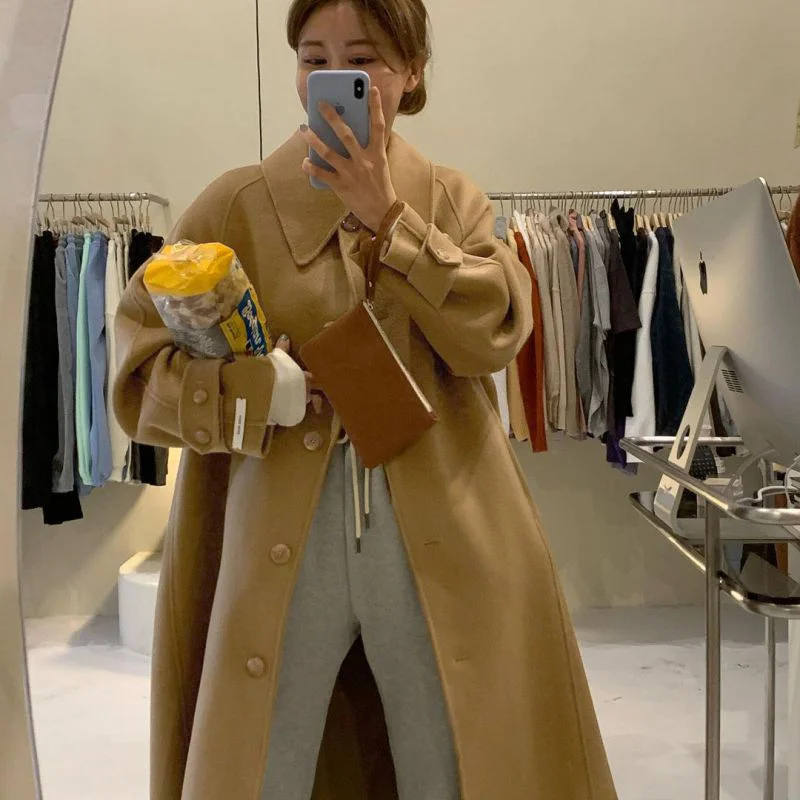 SHZQ корейский 2021 зима высококачественное Двустороннее пальто ручной работы из 100% овечьей шерсти Длинное Черное Женское пальто с поясом на ш...
SHZQ корейский 2021 зима высококачественное Двустороннее пальто ручной работы из 100% овечьей шерсти Длинное Черное Женское пальто с поясом на ш...