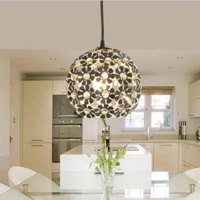 Modern multi color crystal Chandeliers led lamps High quality Aluminum chandelier Free LED bulbs E27 led lustre light Chandelier
Modern multi color crystal Chandeliers led lamps High quality Aluminum chandelier Free LED bulbs E27 led lustre light Chandelier