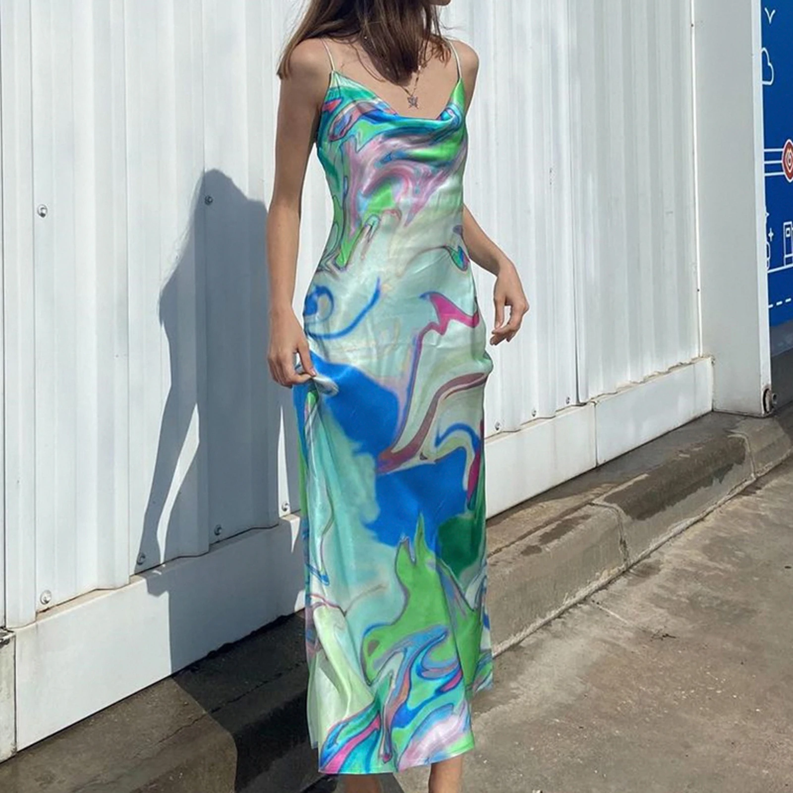 y2k Women Summer Slim-fit Dress Adults Sleeveless Printed Cowl Neck Spaghetti Strap Dress Vintage 90s Summer Long Dress
y2k Women Summer Slim-fit Dress Adults Sleeveless Printed Cowl Neck Spaghetti Strap Dress Vintage 90s Summer Long Dress