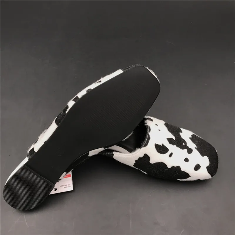 New all-match women's shoes flat heel halter slippers black and white cow color fashion hot sale retro round head slippers
New all-match women's shoes flat heel halter slippers black and white cow color fashion hot sale retro round head slippers