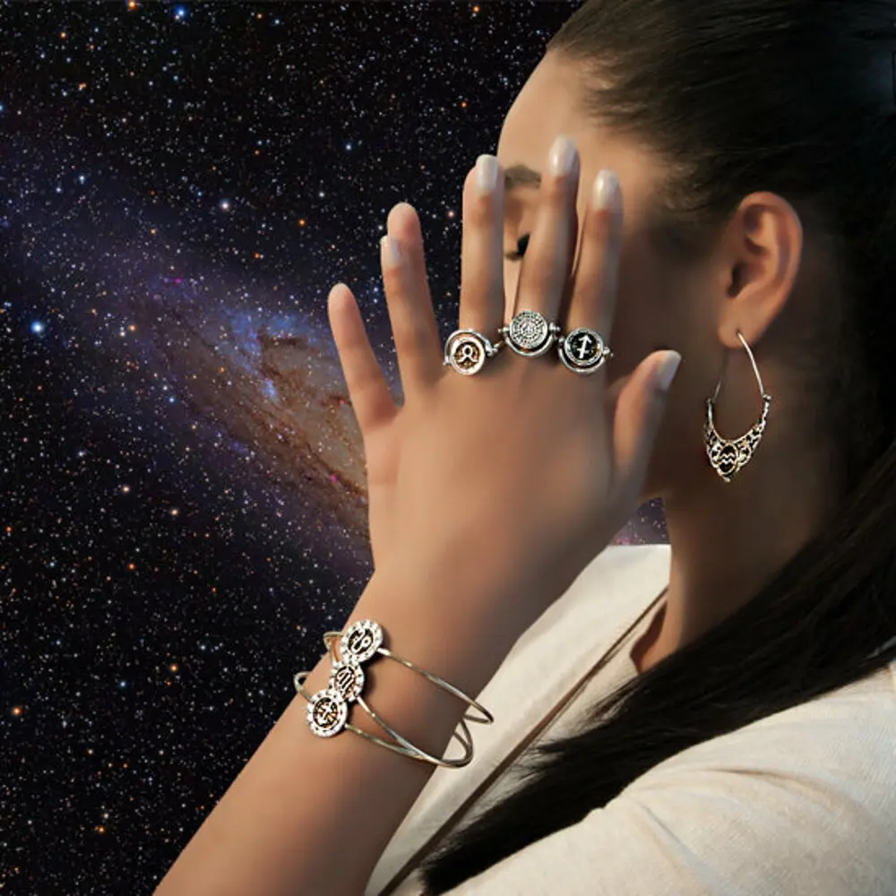 Biggdesign Aquarius Women Silver Ring
Biggdesign Aquarius Women Silver Ring