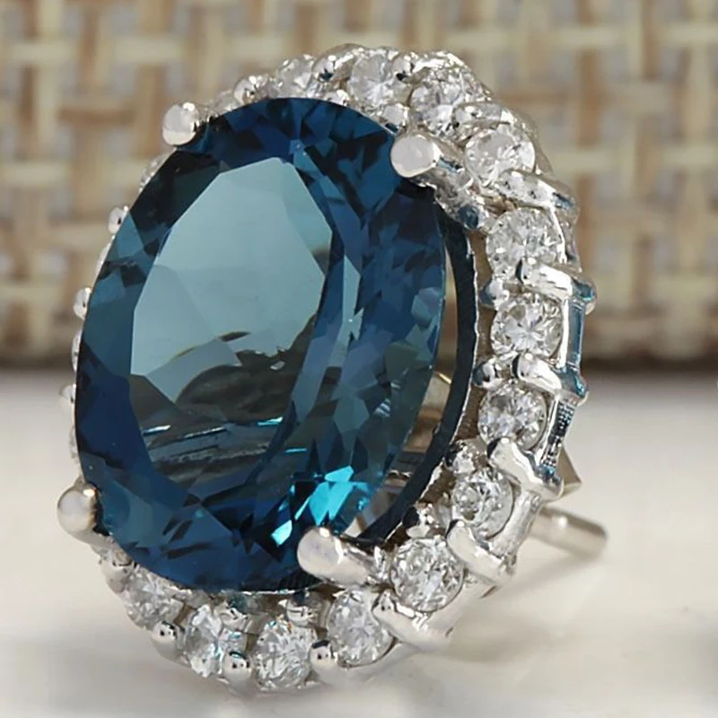 Trendy Sea Blue Cubic Zirconia Stud Earrings For Women Crystal Round Silver Color Beach Stud Earrings Statement Jewelry A5K180
Trendy Sea Blue Cubic Zirconia Stud Earrings For Women Crystal Round Silver Color Beach Stud Earrings Statement Jewelry A5K180