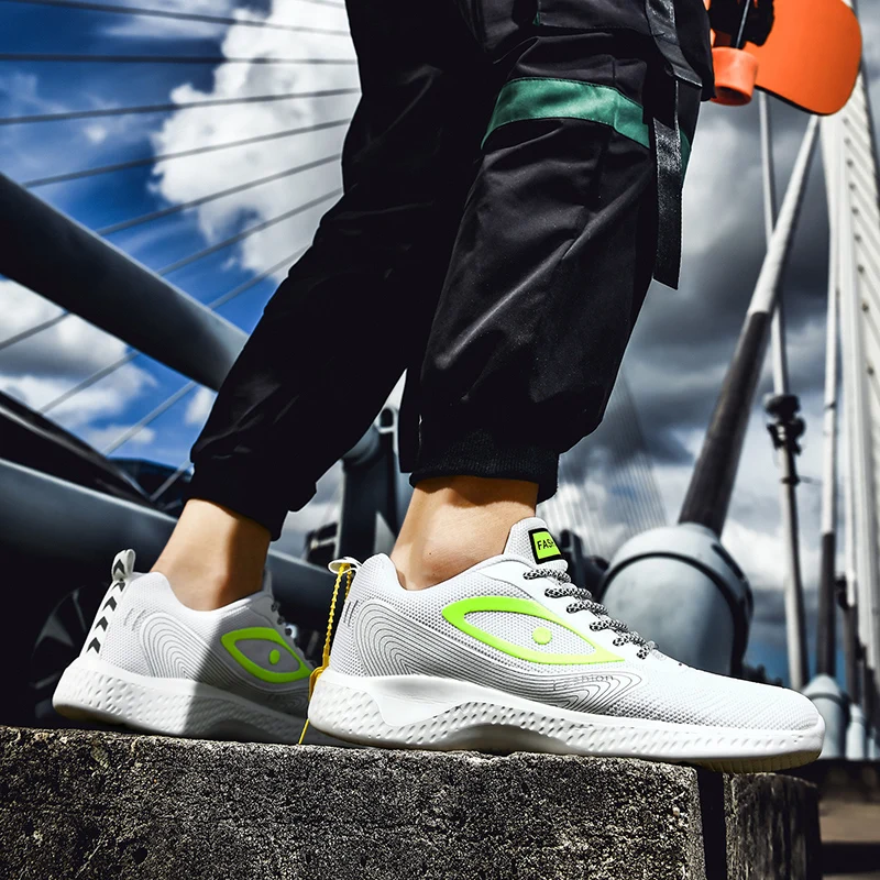 New Mesh Breathable Men's Sports Shoes Lightweight Breathable Running Shoes Men's Lace-up Fitness Flat Shoes Size 39-47
New Mesh Breathable Men's Sports Shoes Lightweight Breathable Running Shoes Men's Lace-up Fitness Flat Shoes Size 39-47