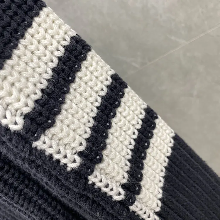 TB THOM BULUO Brand Sweater Women Turn Down Collar Cardigans Clothing Striped Wool Solid Zipper Thick Winter Casual Coat 2021
TB THOM BULUO Brand Sweater Women Turn Down Collar Cardigans Clothing Striped Wool Solid Zipper Thick Winter Casual Coat 2021