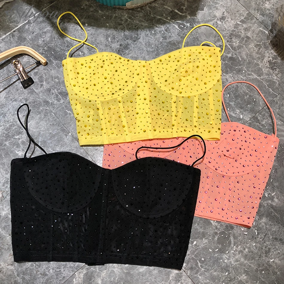 Ailigou New Summer Sexy Strap V-neck Lace Beading Black Pink Yellow Female Top 2021 Celebrity Designer Chic Ladies Fashion Camis
Ailigou New Summer Sexy Strap V-neck Lace Beading Black Pink Yellow Female Top 2021 Celebrity Designer Chic Ladies Fashion Camis