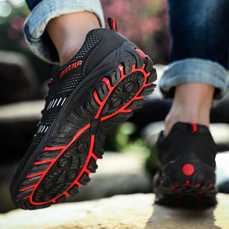Outdoor non-slip wading shoes men's sports shoes mesh shoes creek shoes tide shoes breathable
Outdoor non-slip wading shoes men's sports shoes mesh shoes creek shoes tide shoes breathable