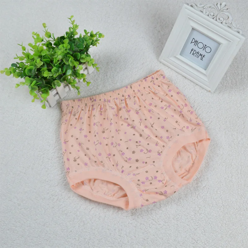 Female Cotton Printed Panties Large Mother Cotton Underwear Briefs Summer Breathable
Female Cotton Printed Panties Large Mother Cotton Underwear Briefs Summer Breathable