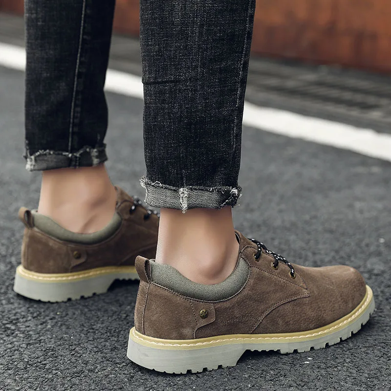Platform Man Shoes Casual Shoes For Men Leather 2020 Man Fashion Loafers Sneakers Men's Spring High Top Wear Large Size
Platform Man Shoes Casual Shoes For Men Leather 2020 Man Fashion Loafers Sneakers Men's Spring High Top Wear Large Size