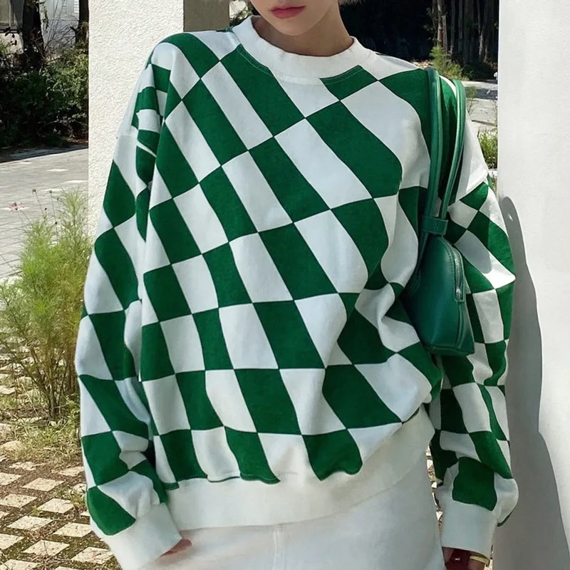 Hoodies Women's O-Neck Long Sleeve Irregular Checkerboard Grid Sweatshirt 2021 Autumn Women's Wear Christmas Sweatshirt
Hoodies Women's O-Neck Long Sleeve Irregular Checkerboard Grid Sweatshirt 2021 Autumn Women's Wear Christmas Sweatshirt
