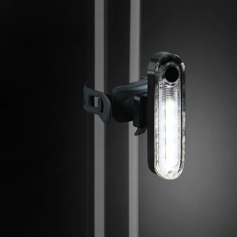 1 Set Bicycle Taillights Outdoor Riding USB Charging Taillights Warning Lights & 1 Pcs Handlebar Water Cup Rack Bracket
1 Set Bicycle Taillights Outdoor Riding USB Charging Taillights Warning Lights & 1 Pcs Handlebar Water Cup Rack Bracket