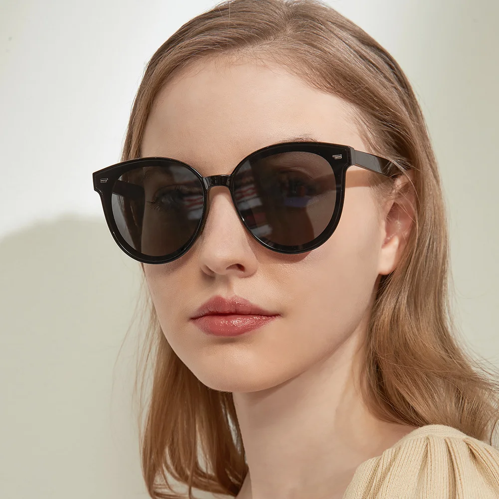 Luxury Square Sunglasses Women Brand Designer Retro Plastic Large Frame Sun Glasses Fashion Gradient Male Oculos Feminino UV400
Luxury Square Sunglasses Women Brand Designer Retro Plastic Large Frame Sun Glasses Fashion Gradient Male Oculos Feminino UV400