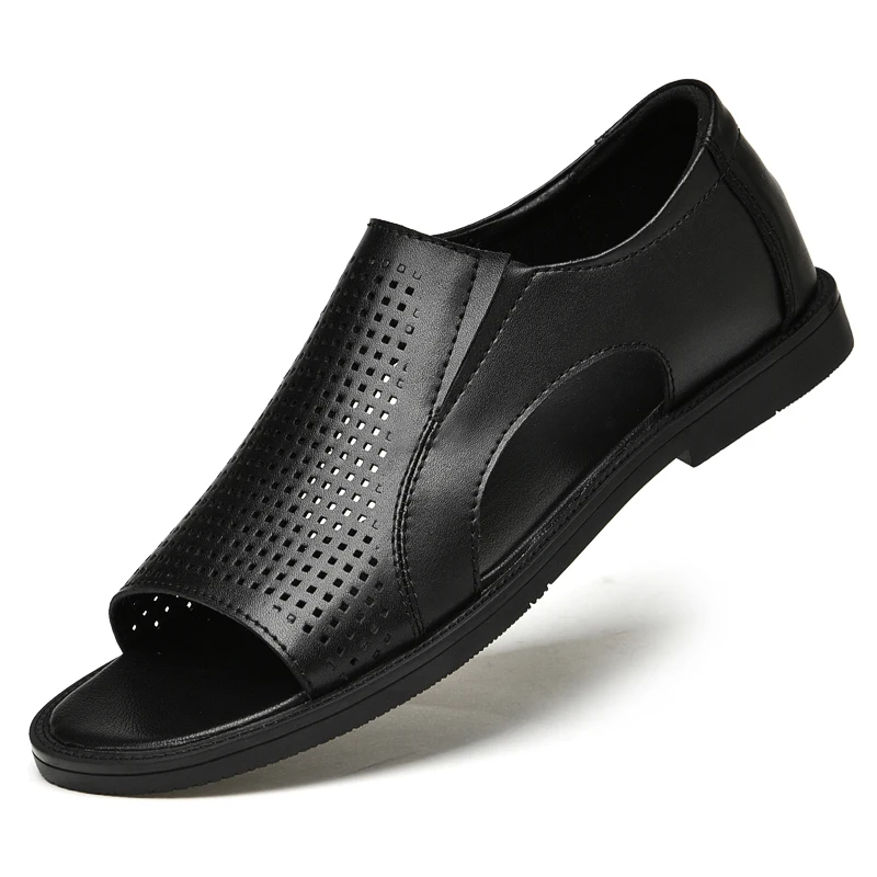 2021 Summer New Flat Slip on Sandals Men Fashion Non-slip Slipper for Male Outdoor Comfortable Hollow Out Sandy Beach Men Sandal 
2021 Summer New Flat Slip on Sandals Men Fashion Non-slip Slipper for Male Outdoor Comfortable Hollow Out Sandy Beach Men Sandal