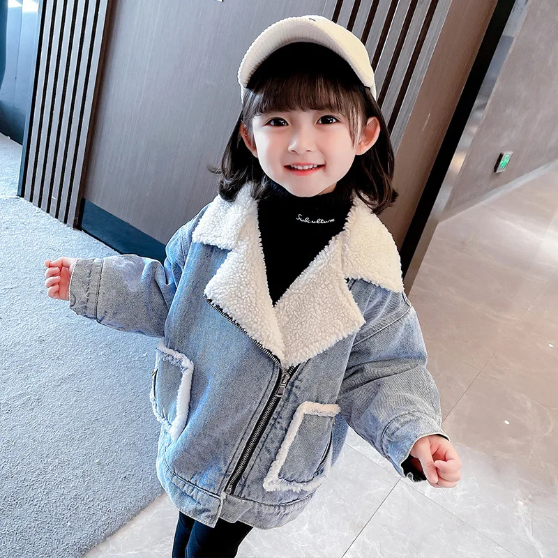 

Джинсовая куртка для девочек на осень и зиму, детские повседневные куртки, теплая плюшевая детская верхняя одежда из овечьей шерсти, топы дл...
