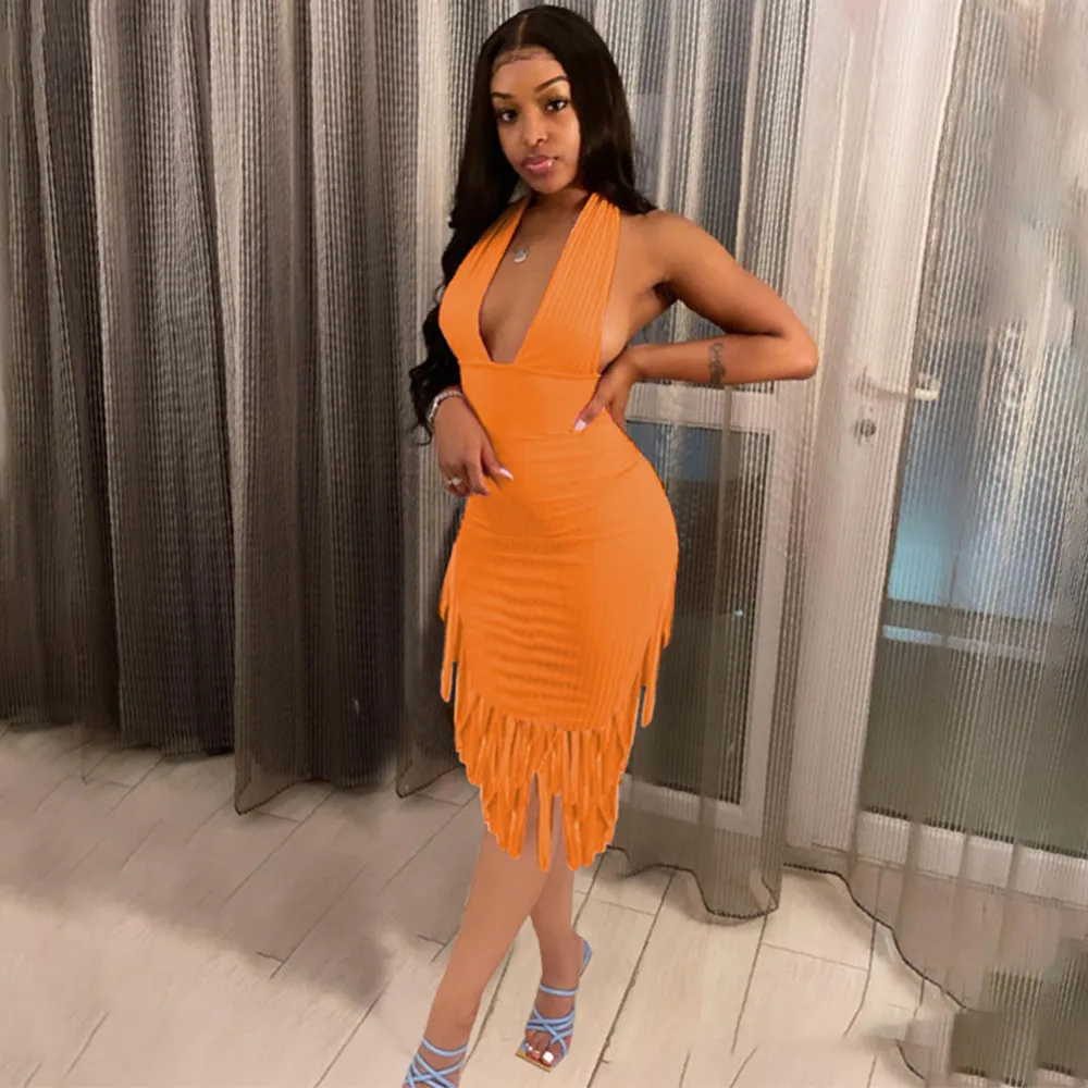 Fashion Tassel Halter Knee Length Dress Women Sexy Low Neck Backless Pleated Skinny Dresses Elegant Party Clubwear Vestidos
Fashion Tassel Halter Knee Length Dress Women Sexy Low Neck Backless Pleated Skinny Dresses Elegant Party Clubwear Vestidos