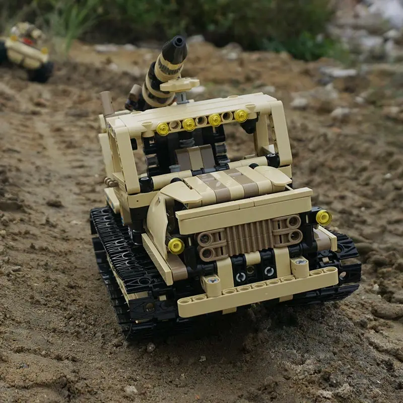 High-tech Blocks Tank building armor league children's educational puzzle model military chariot crawler remote control boy toy
High-tech Blocks Tank building armor league children's educational puzzle model military chariot crawler remote control boy toy