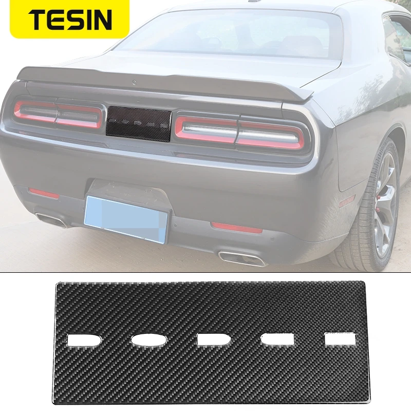 TESIN, мягкая наклейка из углеродного волокна для багажника автомобиля, наклейка, отделка, внешние аксессуары для Dodge Challenger 2015 +
TESIN, мягкая наклейка из углеродного волокна для багажника автомобиля, наклейка, отделка, внешние аксессуары для Dodge Challenger 2015 +