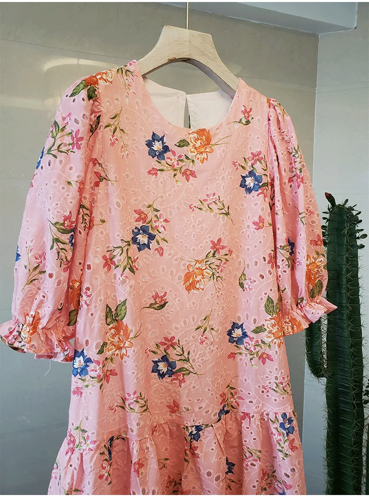 2021 Summer New Casual Round Neck Embroidery Print Women's Clothing Thin Elegant Ruffles Hollow Out Short Sleeve Mini Dress
2021 Summer New Casual Round Neck Embroidery Print Women's Clothing Thin Elegant Ruffles Hollow Out Short Sleeve Mini Dress