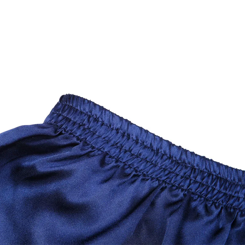 2021 New Mens Faux Silk Shorts Casual Solid Color Shorts Soft Boxers Underwear Loose Comfortable Male Sleep Pants Home MA50229
2021 New Mens Faux Silk Shorts Casual Solid Color Shorts Soft Boxers Underwear Loose Comfortable Male Sleep Pants Home MA50229