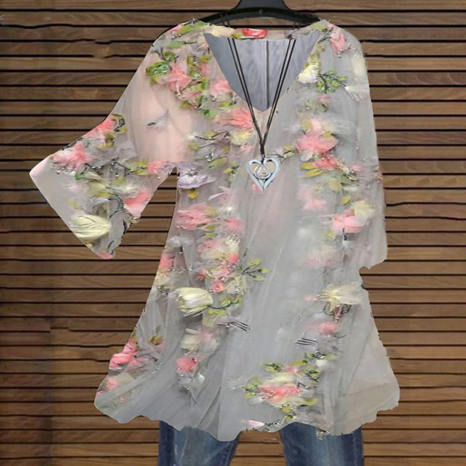 Women Tops Causal Loose Floral Printed long Shirts Fall V neck Three Quarter Sleeves Tops Ladies Women Blouse blusas 4
Women Tops Causal Loose Floral Printed long Shirts Fall V neck Three Quarter Sleeves Tops Ladies Women Blouse blusas 4