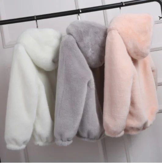 2021 Autumn And Winter New Imitation Fur Coat Women's Korean Version Loose And Lovely Short Rabbit Plush Hooded Women's Fashion
2021 Autumn And Winter New Imitation Fur Coat Women's Korean Version Loose And Lovely Short Rabbit Plush Hooded Women's Fashion