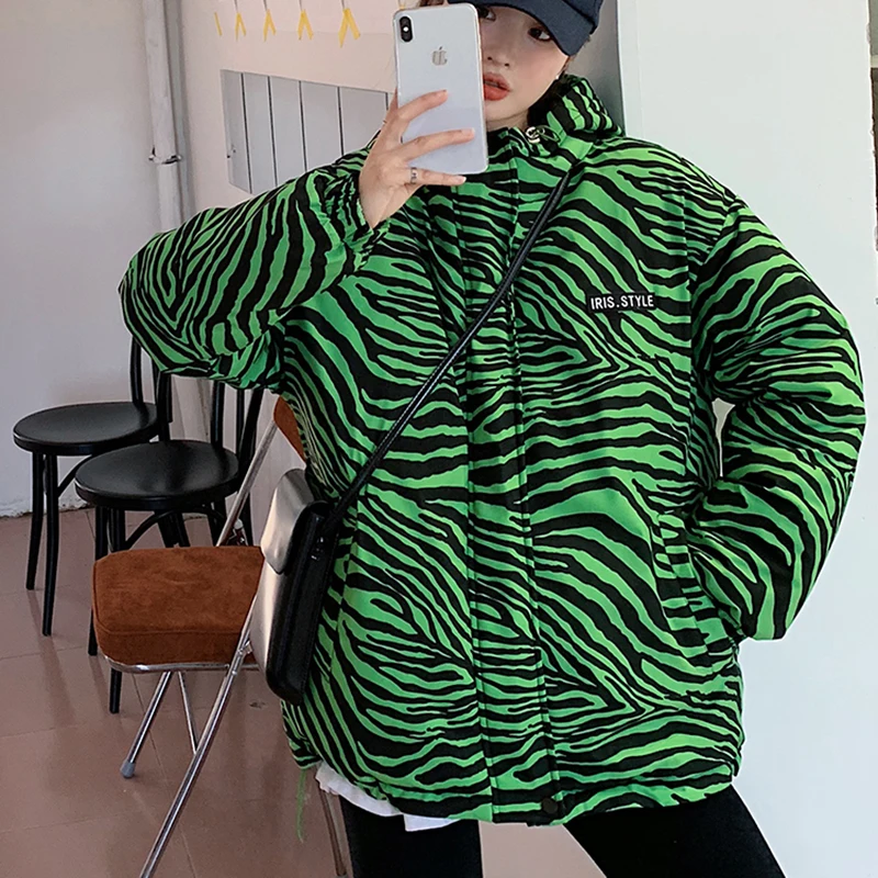 Zebra Print Hooded Parka Women Winter 2021 New Streetwear Baggy Female Jackets Overcoat Oversized Casual Casaco Feminino Inverno
Zebra Print Hooded Parka Women Winter 2021 New Streetwear Baggy Female Jackets Overcoat Oversized Casual Casaco Feminino Inverno