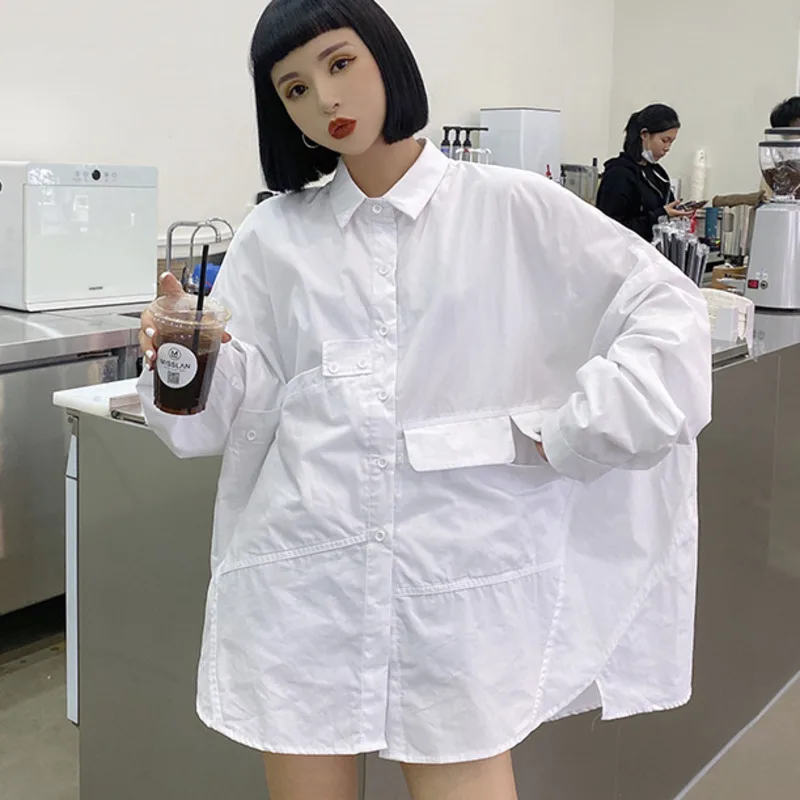 LANMREM 2021 Autumn Women Shirts Loose Blouse Turn-down Collar Long Sleeve Korean Style Female Large Tops 2A3518
LANMREM 2021 Autumn Women Shirts Loose Blouse Turn-down Collar Long Sleeve Korean Style Female Large Tops 2A3518