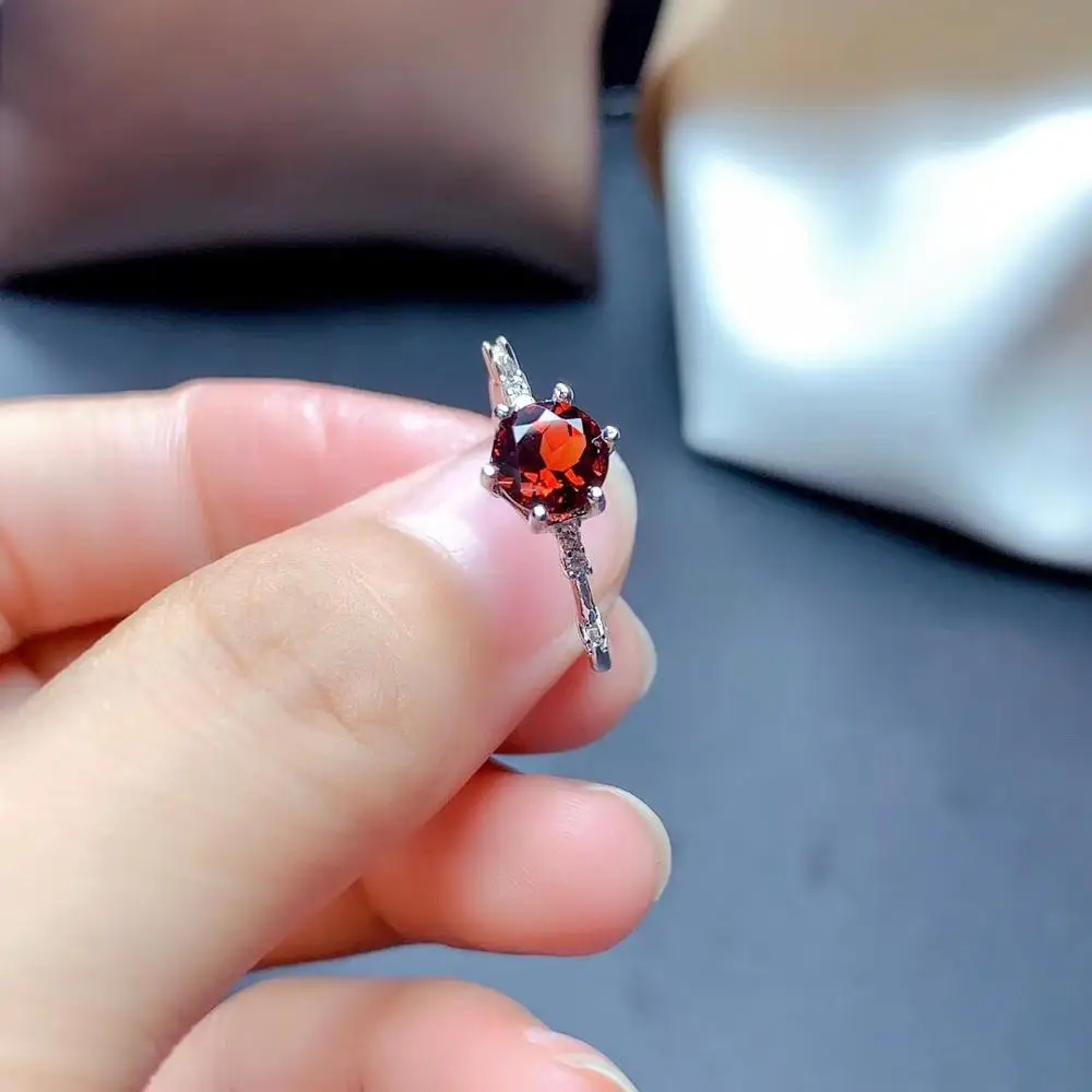 big sale 2020 Newest style red garnet gemstone ring for women jewelry good cut real 925 silver natural gem birthday gift
big sale 2020 Newest style red garnet gemstone ring for women jewelry good cut real 925 silver natural gem birthday gift