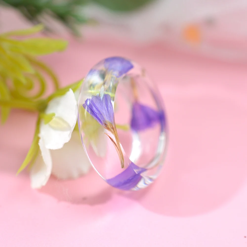 2021 Purple Dried Flower Inside Resin Ringe Transparent Round Engagement Ring Accesorios Mujer For Women Jewelry Party Gifts
2021 Purple Dried Flower Inside Resin Ringe Transparent Round Engagement Ring Accesorios Mujer For Women Jewelry Party Gifts