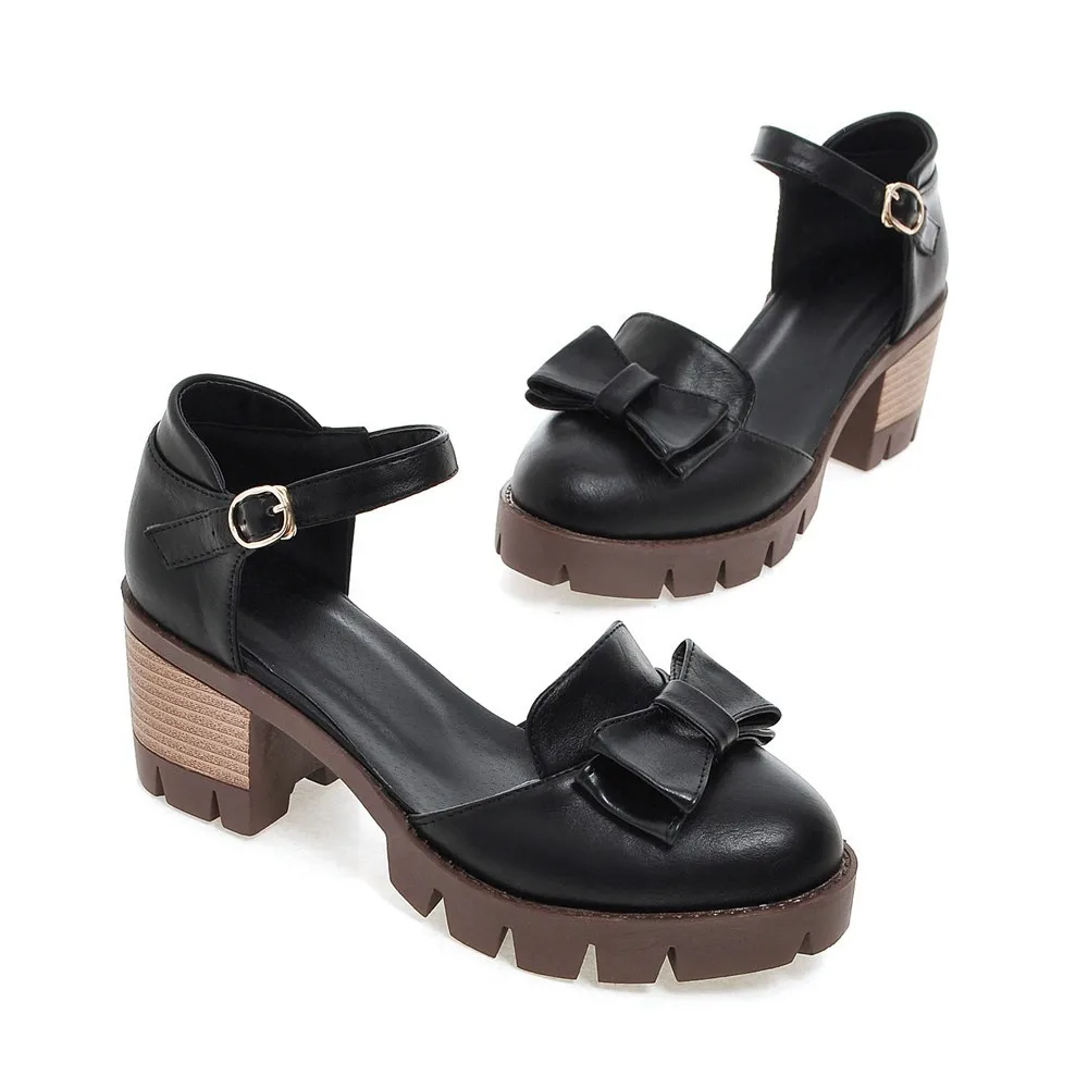 Shoe Bow Decorate Sandals Square With With Occupation Sandals 
Shoe Bow Decorate Sandals Square With With Occupation Sandals