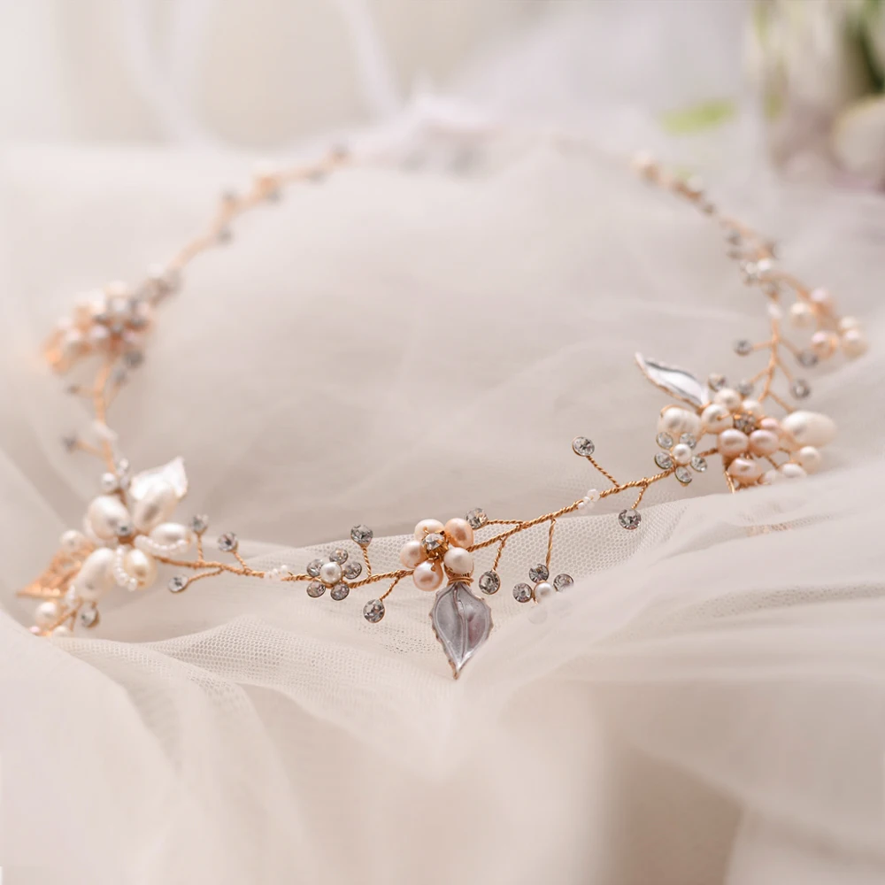 Girl Women Tiara Wedding Headband Wedding Hair Accessories Bohemia Style Headdress Braid Hair Vine Pearls Bridal Tiara for Women
Girl Women Tiara Wedding Headband Wedding Hair Accessories Bohemia Style Headdress Braid Hair Vine Pearls Bridal Tiara for Women