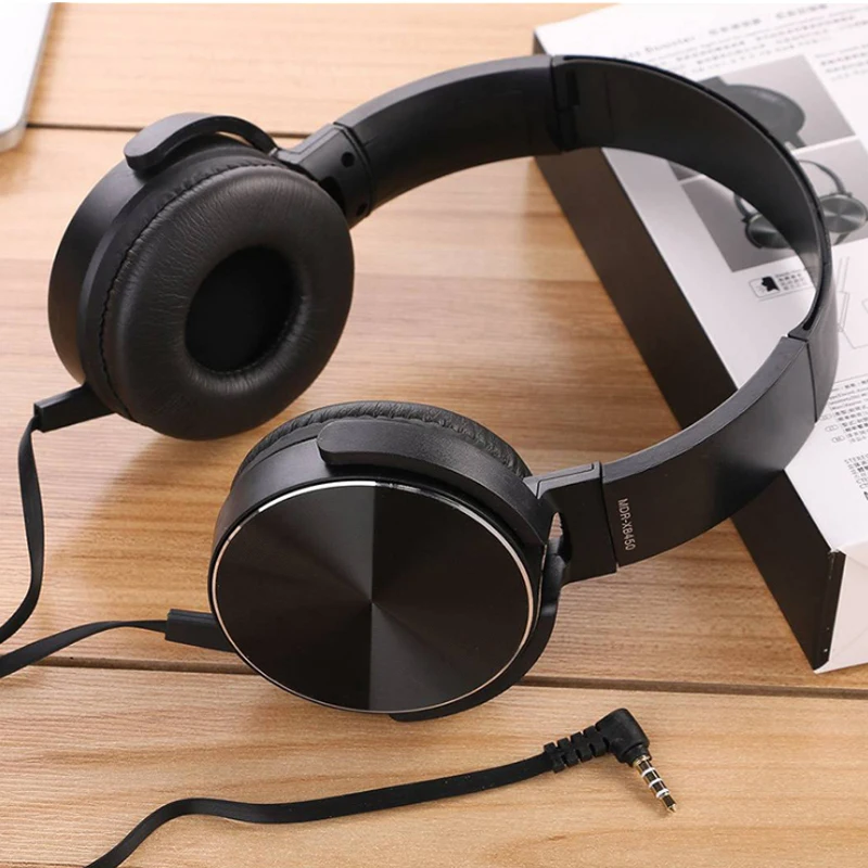 3.5mm Wired Earphone Headset Heavy Bass Sound Quality Earphone with Microphone for Mobile Phone computer Tablet Smart Phones
3.5mm Wired Earphone Headset Heavy Bass Sound Quality Earphone with Microphone for Mobile Phone computer Tablet Smart Phones
