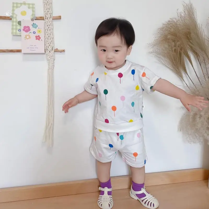 2021 Summer New Baby Clothes Set Cute Balloon Sweatshirt Set For Boys Girls Short Sleeve Shorts Set 2pcs Children Clothing
2021 Summer New Baby Clothes Set Cute Balloon Sweatshirt Set For Boys Girls Short Sleeve Shorts Set 2pcs Children Clothing