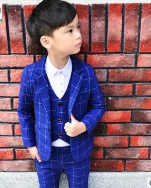 3 шт., детский клетчатый Свадебный блейзер с цветочным принтом
3 шт., детский клетчатый Свадебный блейзер с цветочным принтом