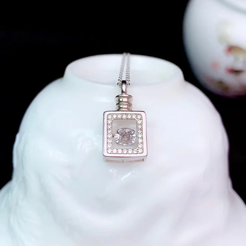 CoLife Jewelry Silver Wine Bottle Pendant for Woman 0.5ct D Color Moissanite Pendant 925 Silver Moissanite Jewelry
CoLife Jewelry Silver Wine Bottle Pendant for Woman 0.5ct D Color Moissanite Pendant 925 Silver Moissanite Jewelry