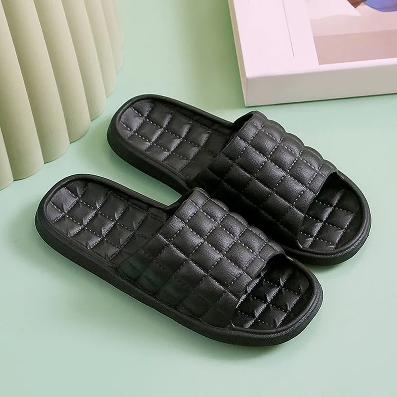 Фото Мужская обувь мужские мягкие шлепанцы в полоску для ванной летние домашние