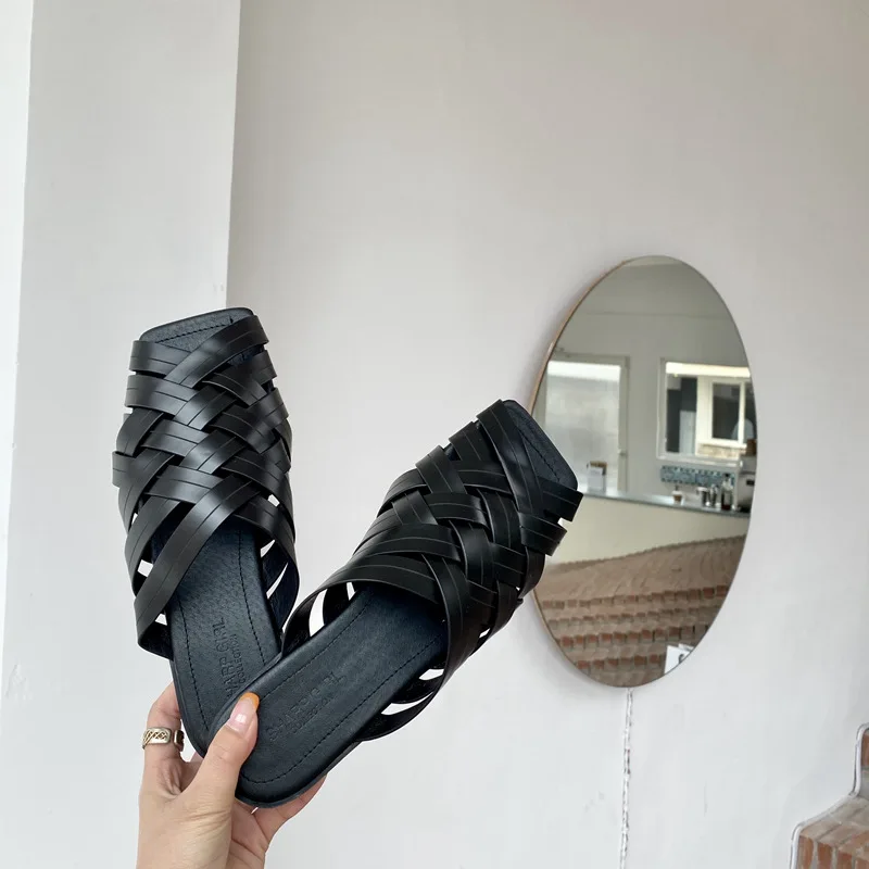 Shoes Ladies' Slippers Square Toe Luxury Slides Low Slipers Women Soft Summer Designer Cover 2021 Hoof Heels Sewing PU Rubber Fa
Shoes Ladies' Slippers Square Toe Luxury Slides Low Slipers Women Soft Summer Designer Cover 2021 Hoof Heels Sewing PU Rubber Fa