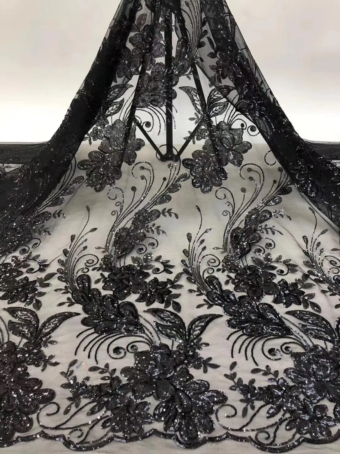 2020 Embroidery Sequins African High Quality Net Swiss French Voile Guipure tulle mesh Lace Fabric For dress 5 yards/lot YL0714
2020 Embroidery Sequins African High Quality Net Swiss French Voile Guipure tulle mesh Lace Fabric For dress 5 yards/lot YL0714